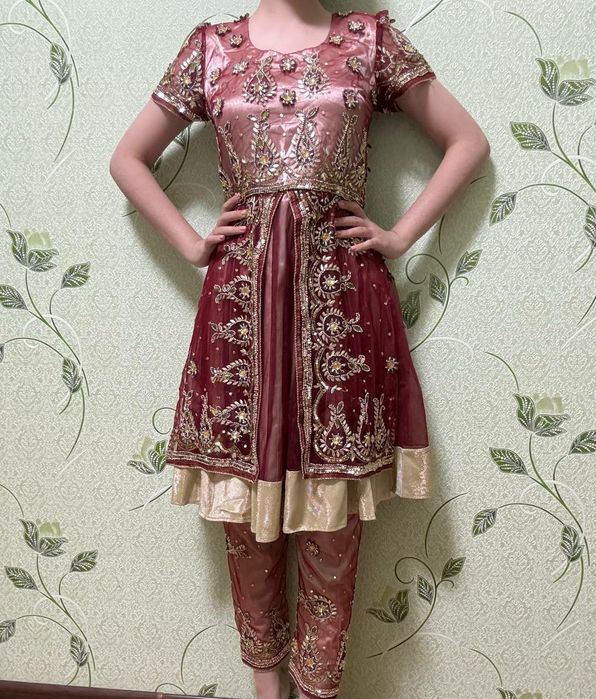 Национальная платья