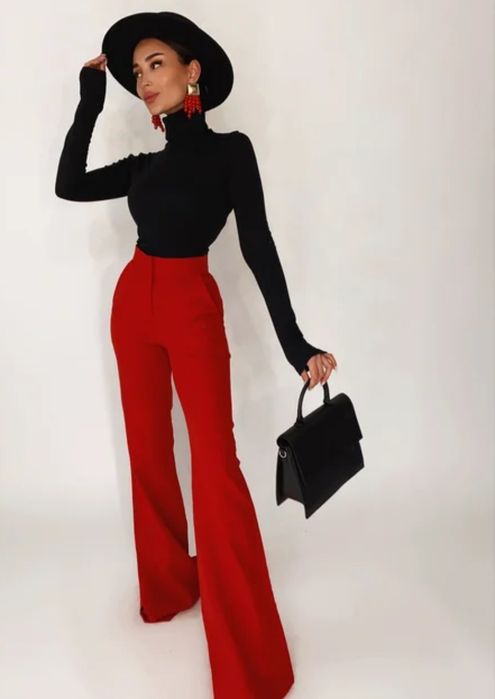Классические элегантные красные брюки