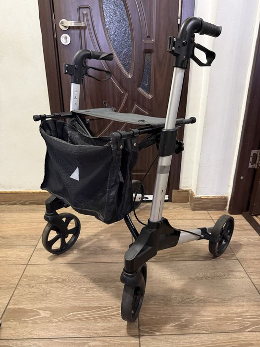 Cadru rulant deplasare cu sezut si frane (ca nou)