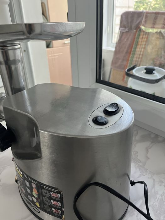 Продам мясорубку