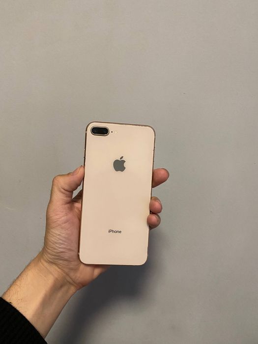 iPhone 8 Plus 64 GB  Ru