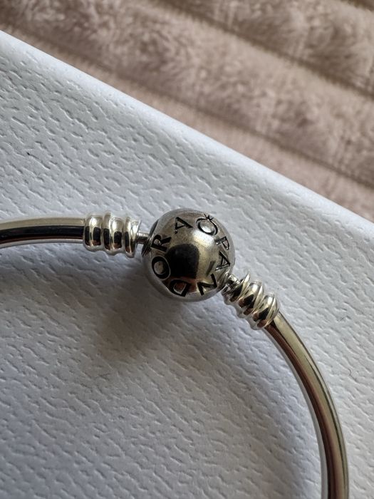 Bratara tip pandora