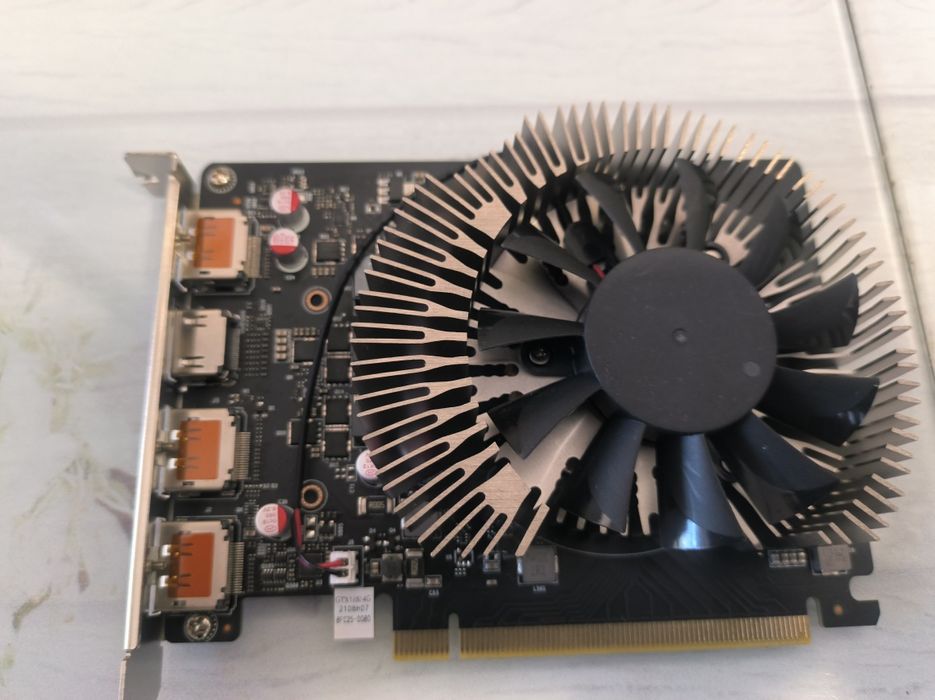 Видюха  GTX 1650 4 Gb.