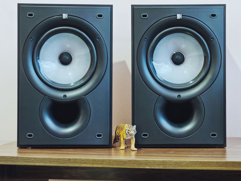 Kef Uni-Q15. Boxe rare, audiofile. Sunet de vis. Ca noi. Preț fix !