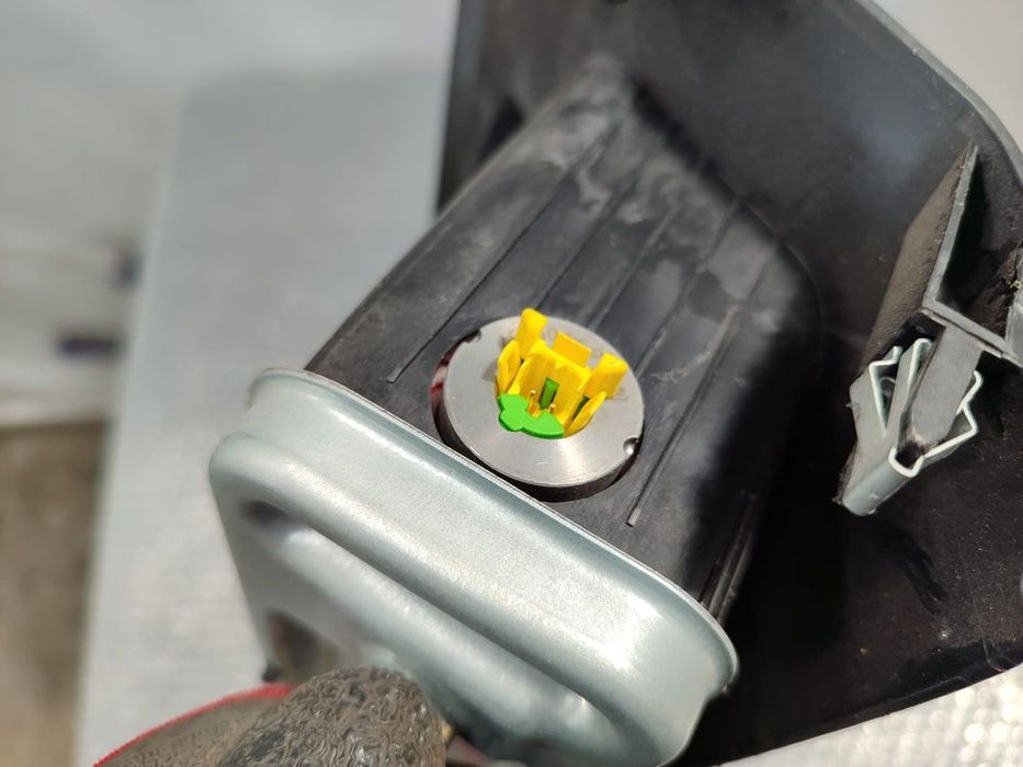 AIRBAG GENUNCHI ȘOFER FORD B-MAX TITANIUM (JK8) 2012–2017 / COD OEM AV11-A045J76-AB (5E2)