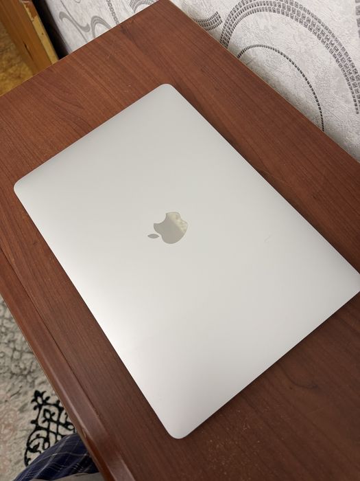 MacBook Air M1 8/512 ГБ