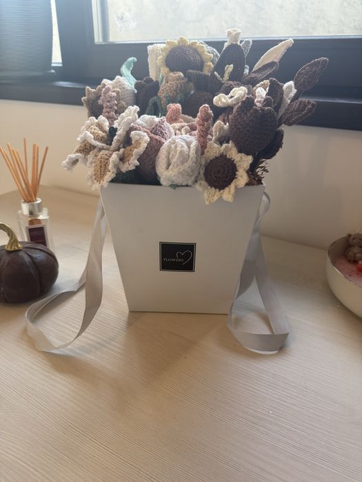 Flori cadou pentru doamne domnisoare