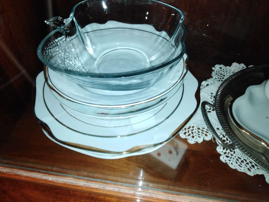 Set porțelan castron ciorba farfurii și set ceai