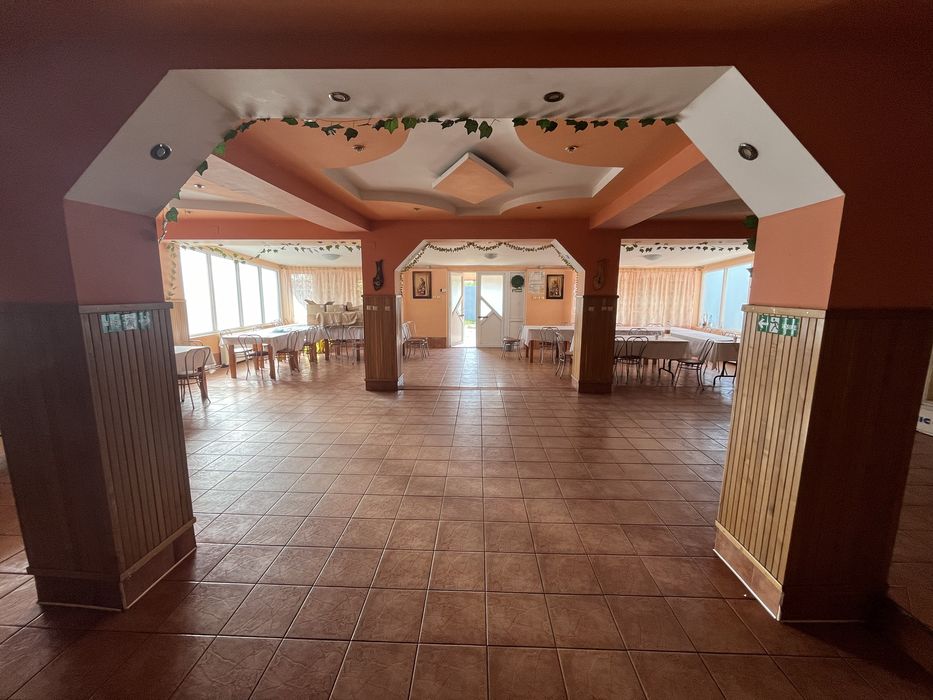 De vanzare spatiu comercial / restaurant