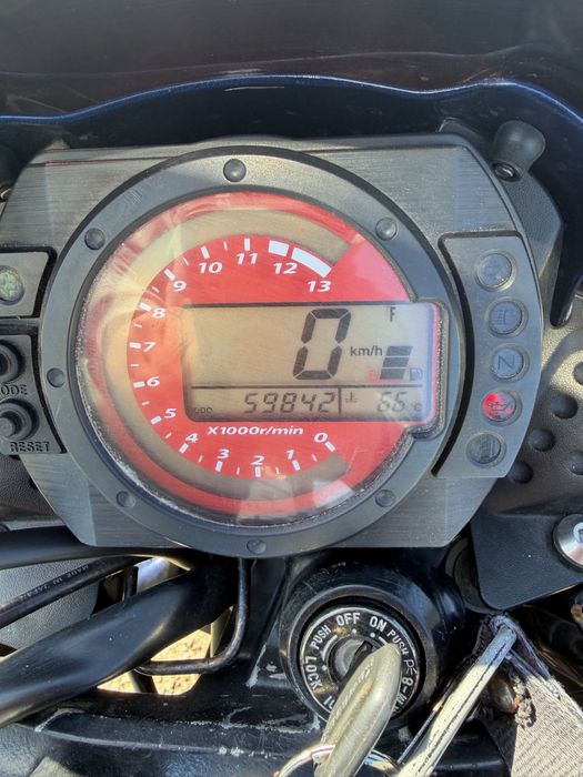 Kawasaki z750 urgent!!