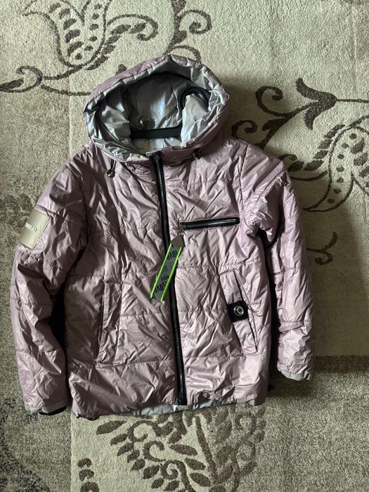 Продается детские куртки.