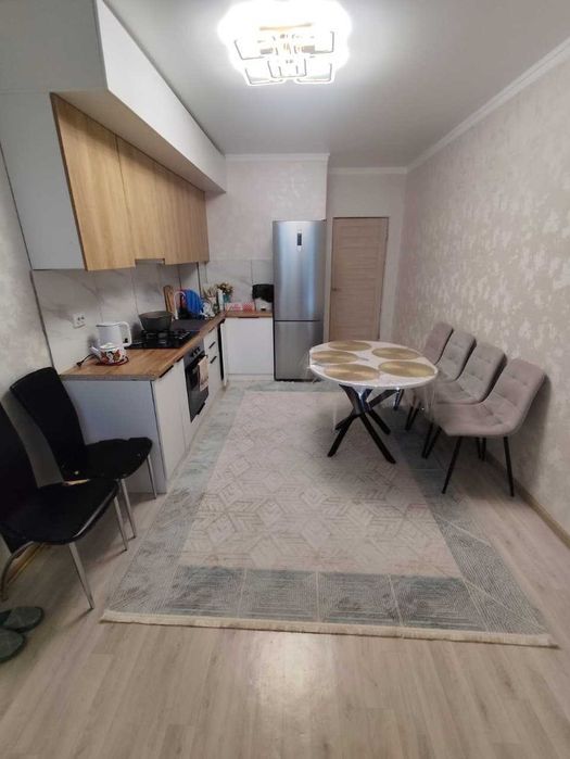 продам 2 комнатную квартиру