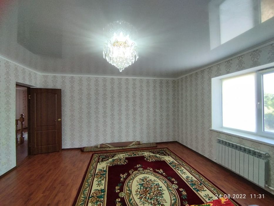 Продаётся  коттедж  на  дачном участка