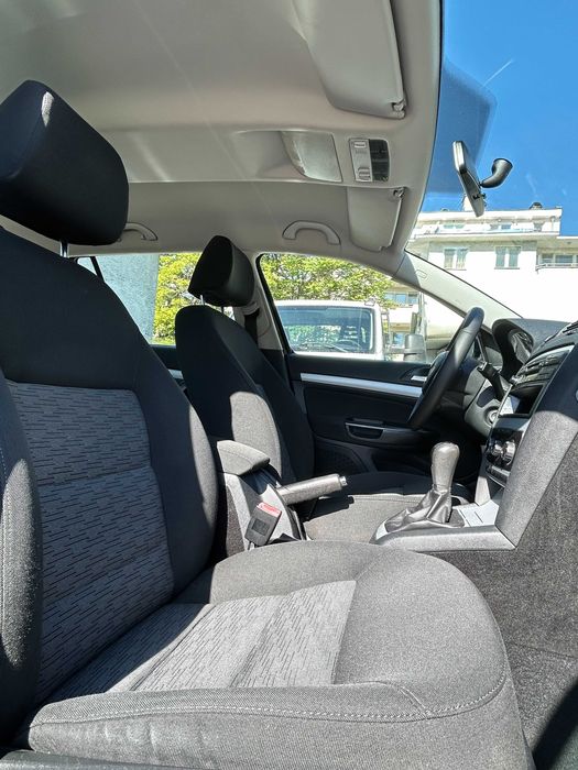 SKODA Octavia, 1.6 MPI, комби, черен металик