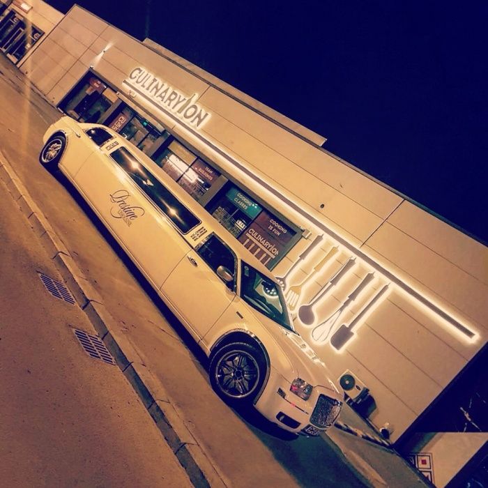 Limuzine de inchiriat de la 350 lei/ora - inchiriere limuzina nunta