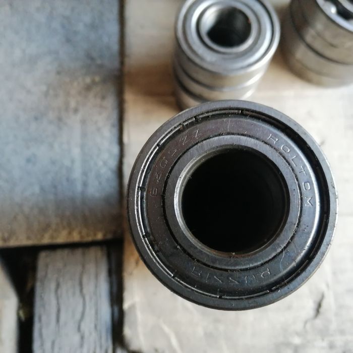 Продам подшипники