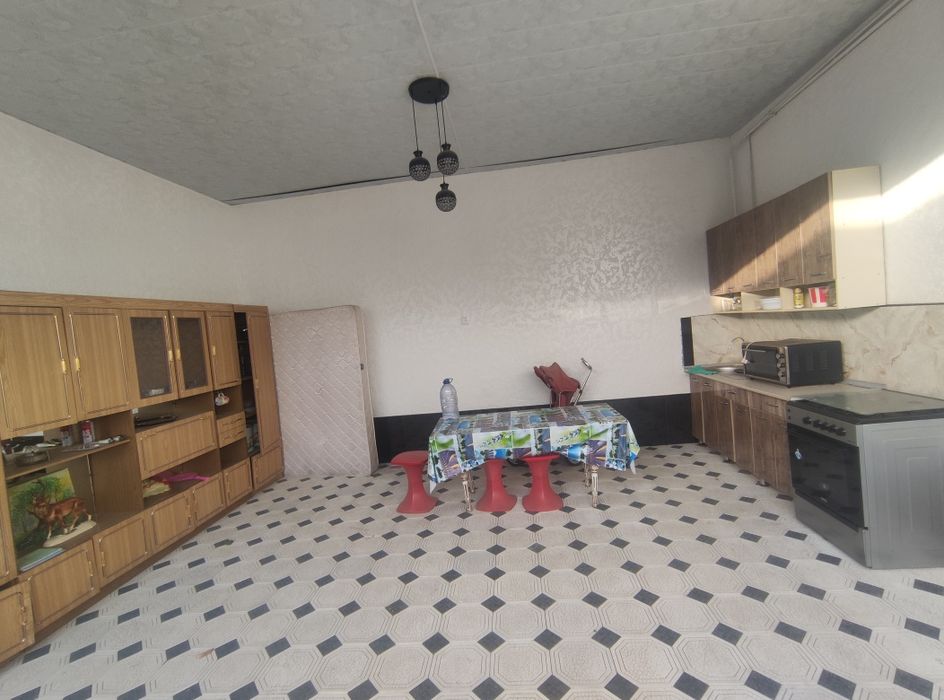 Мирзо Улугбекский район массив Феруза евродом 4,1-сотки 6-комнат.