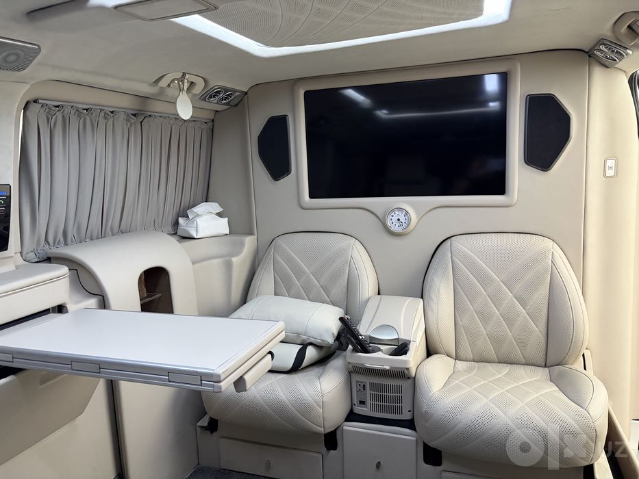 Mercedes Viano V300L V6 restyling qilingan