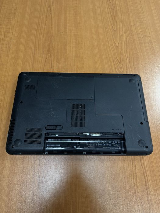 Лаптоп HP 650 - Celeron 1000M