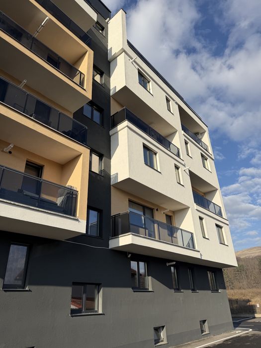 Persoana fizica vamd apartament 2 camere