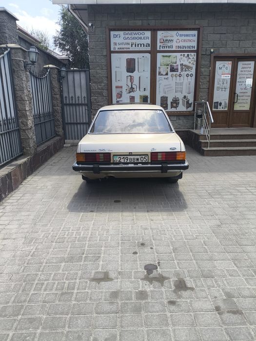 Ретро автомобиль