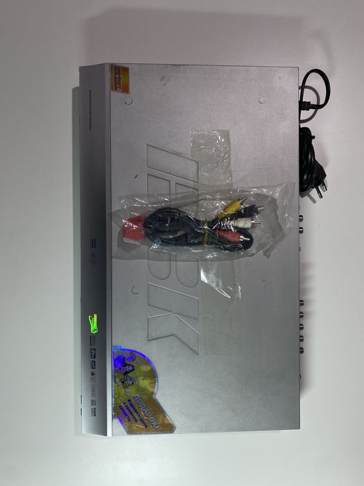 Dvd плеер в хорошем состоянии