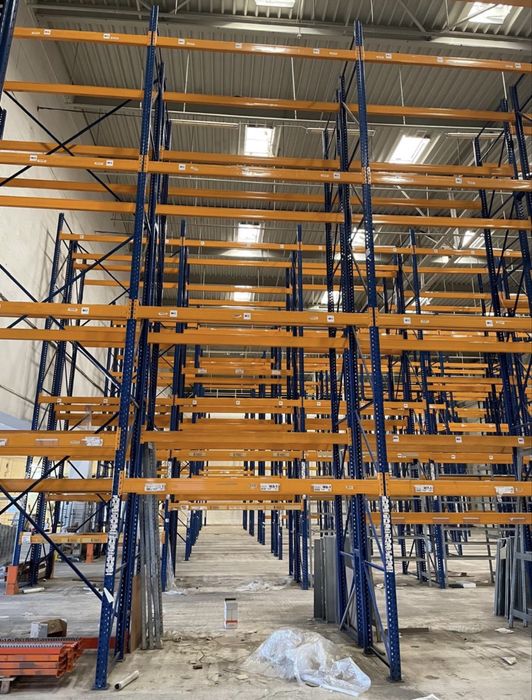 Rafturi metalice industriale