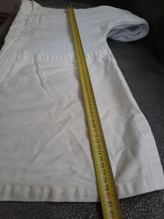 Costum Aikido,Judo,Karate, din bbc 100%, cutit cauciuc antren. GRATUIT