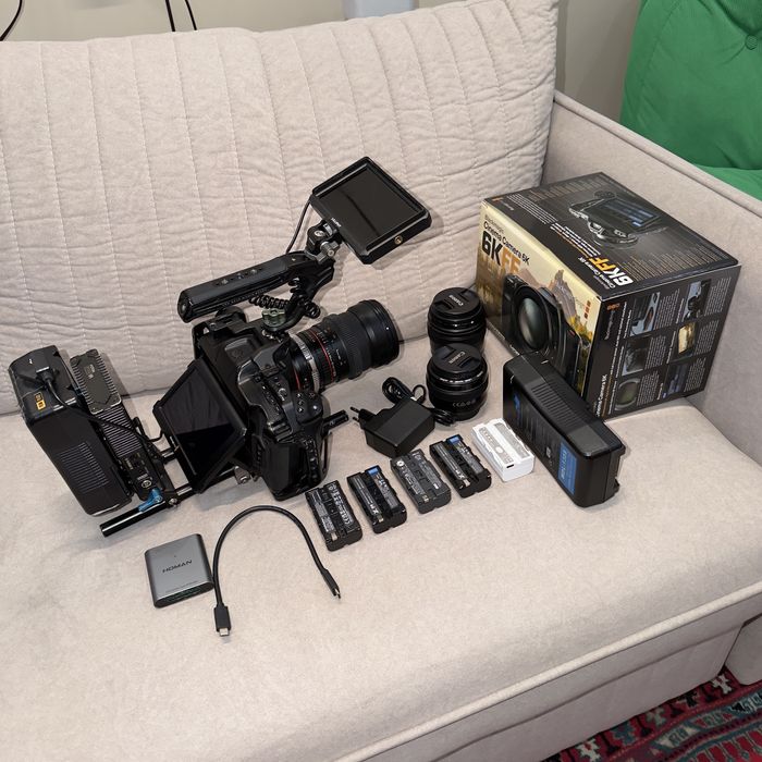 Продам кинокамеру Blackmagic Design BMPCC 6K Full Frame.