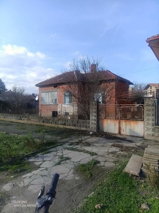 Продава се Къща в Русе, Център - 745 кв.м за 28 €/кв.м - Снимка #2