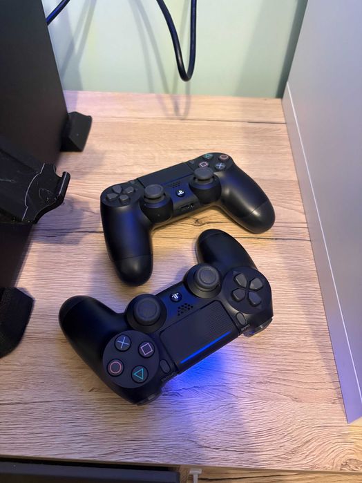 Playstation 4 Slim - PS4 - Плейстейшън 4