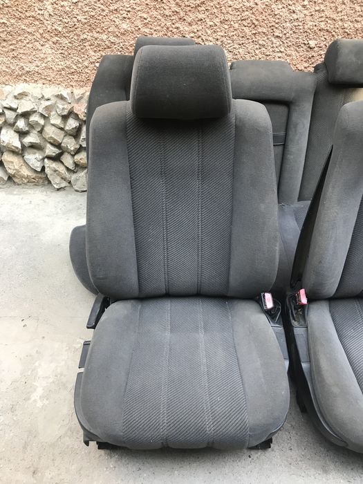 Сидения велюр BMW e34