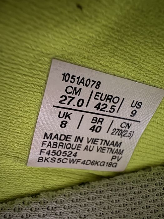 Маратонки Asics 42.5