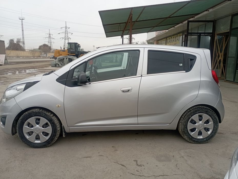 Спарк сотилади 2013 йил 1.25  эмотор