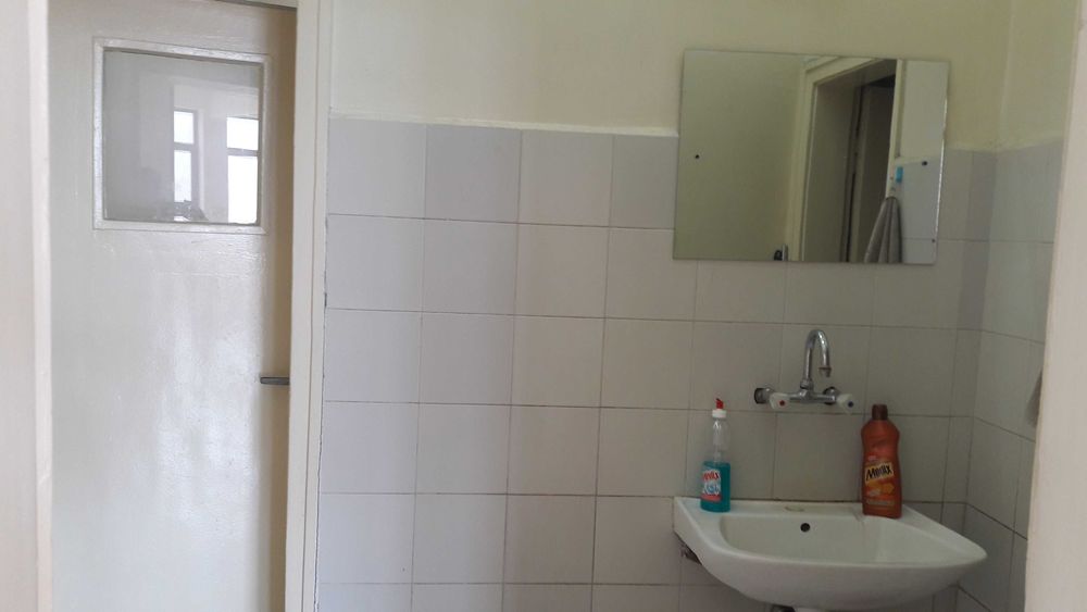 Дава се под наем Офис в Смолян, Стар център - 360 кв.м за 510 € - Снимка #8