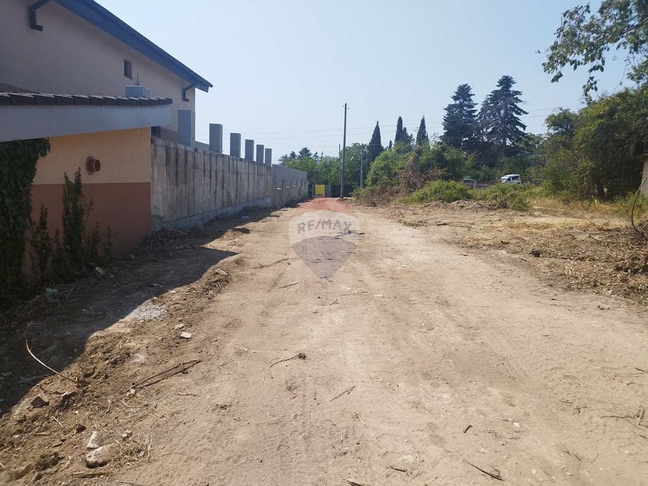 Продава се Парцел в Варна, м-т Траката - 2350 кв.м за 137 €/кв.м - Снимка #3