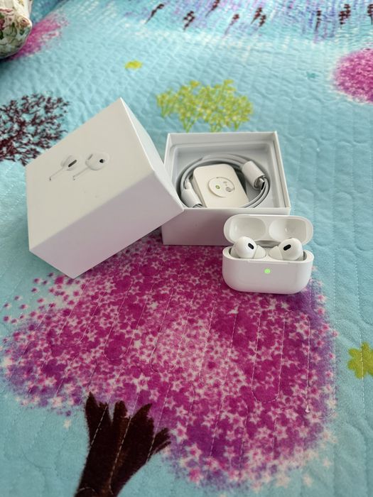 Продам наушники air pods