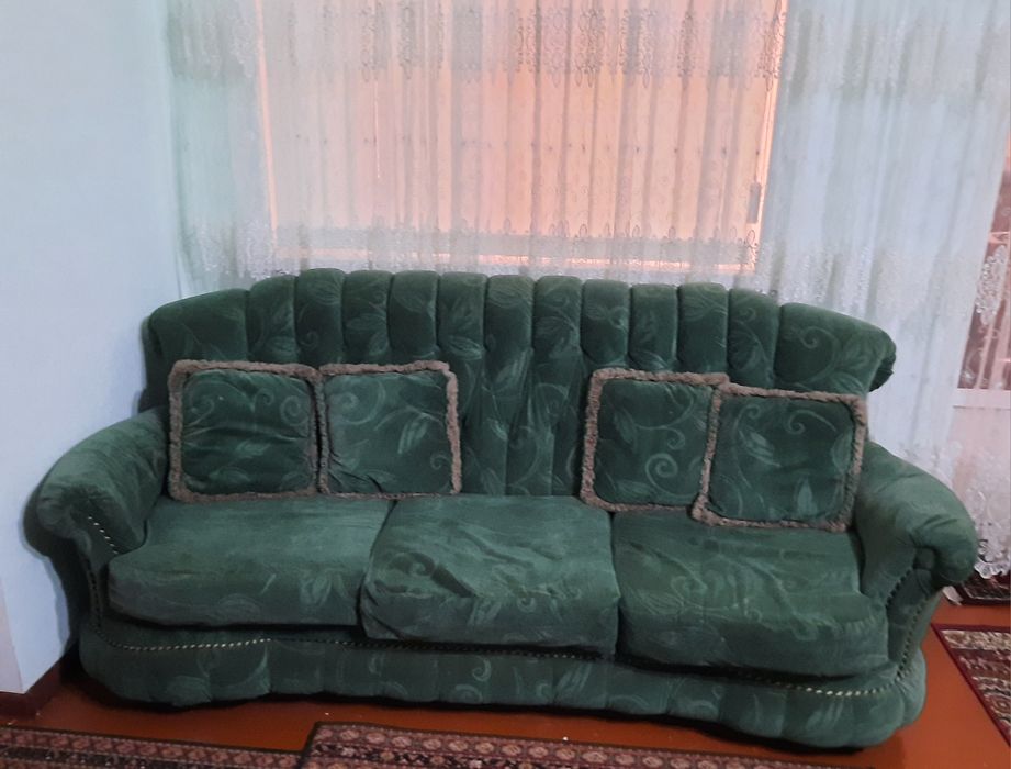 Срочно продам диван кресло 4 ка