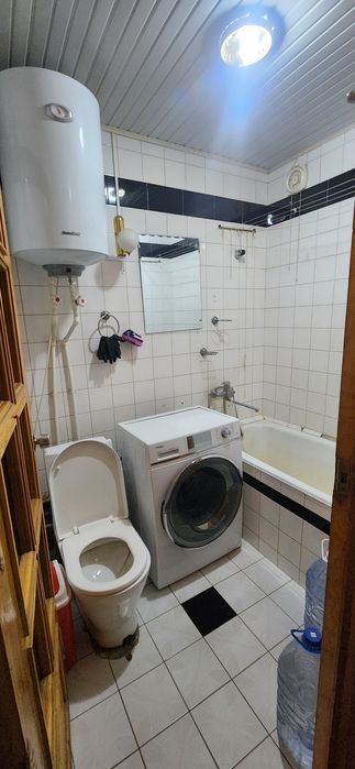 Срочно продается 3 ком.. квартира 3 этаж Вокзал.