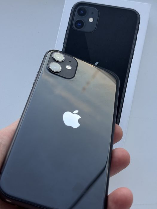 Продам iPhone 11