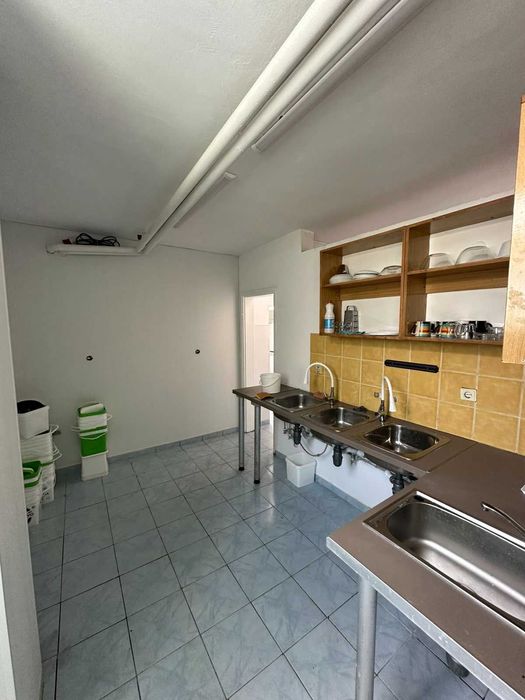 Дава се под наем Склад в Пловдив, Коматевски възел - 124 кв.м за 800 € - Снимка #5