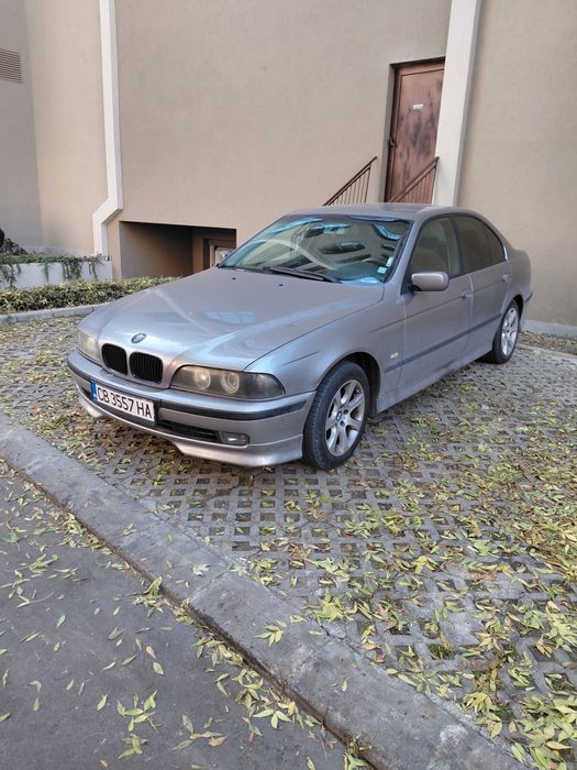 BMW 520i e39 бензин /газ