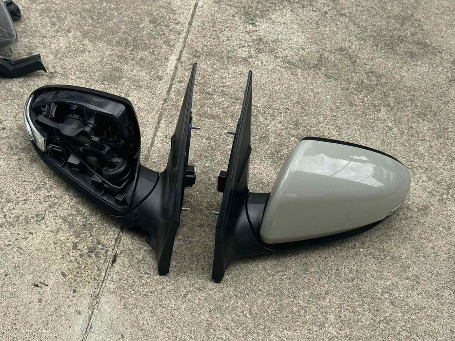 Фарове , стопове,дневни светлини ,огледала Хюндай йоник,туксон,елантра