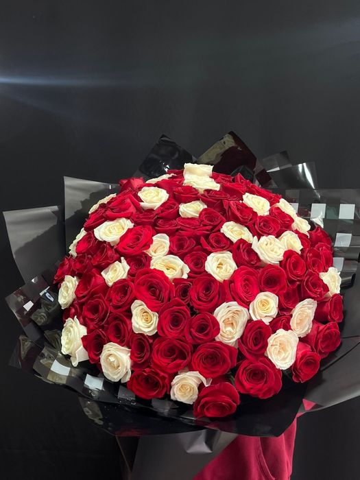 Цветы 101 роза букет