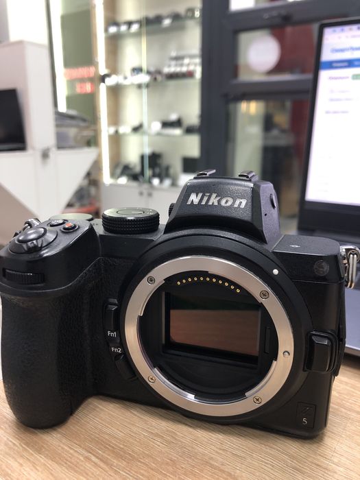 Фотоаппарат Nikon z5 (p25)