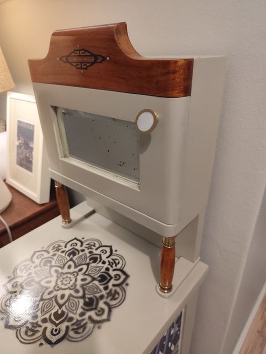 Comoda veche vintage