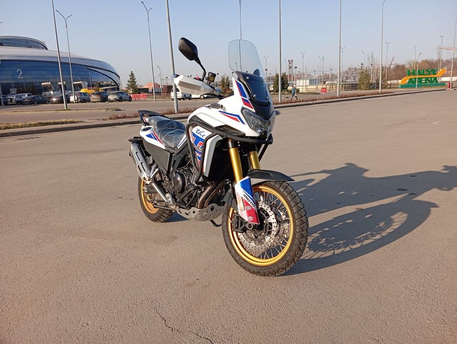 Продам мотоцикл. Новый.