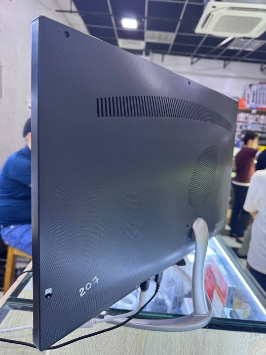 Monoblok sotiladi Intel i5-9400