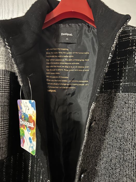 Вълнено палто Desigual