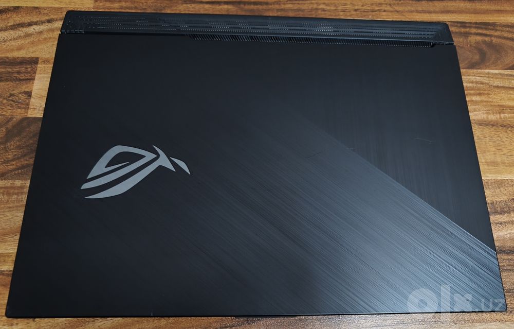 Asus ROG Strix.RTX2070 8gb/16gb ddr4/Core i7 10750h/ssd 512gb/17.3"